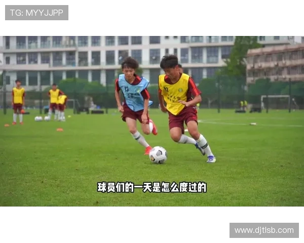 足球夏训营火热开展，青少年球员技能提升显著